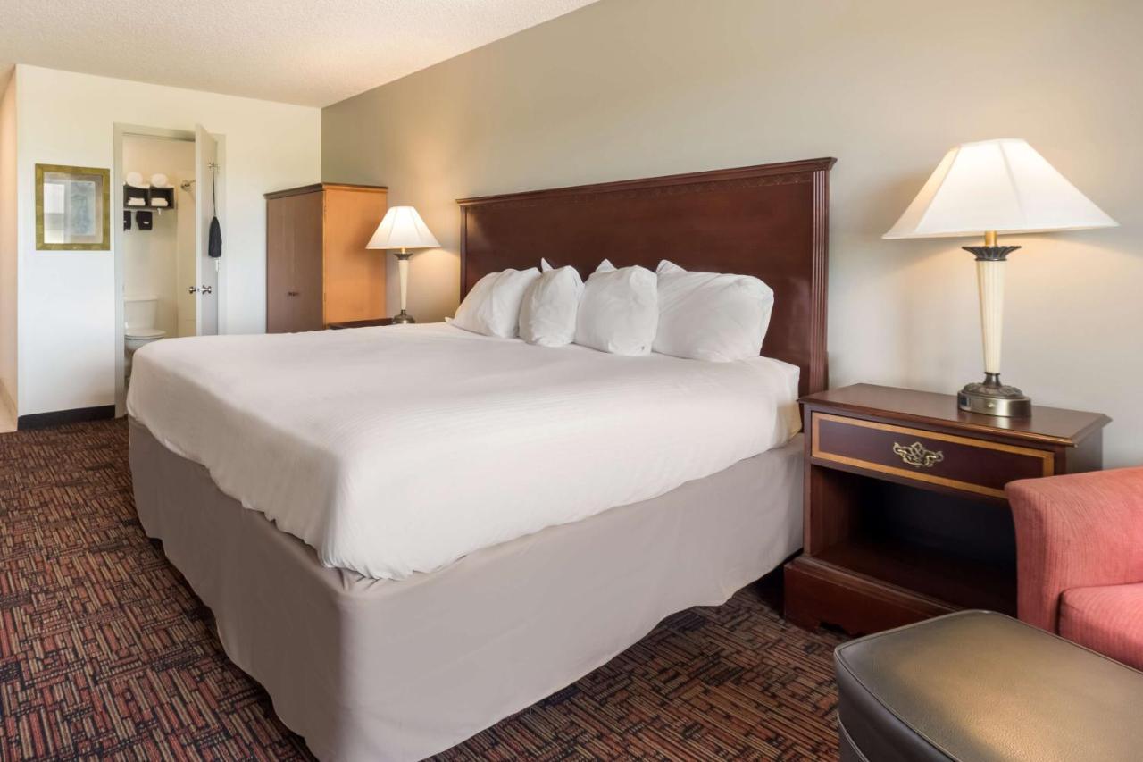 Surestay Hotel By Best Western Thomson Dış mekan fotoğraf