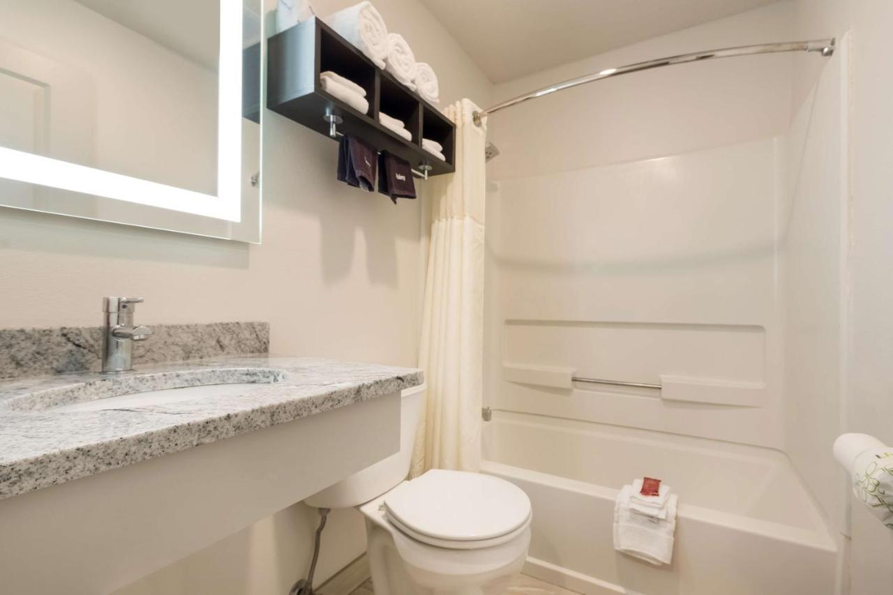 Surestay Hotel By Best Western Thomson Dış mekan fotoğraf